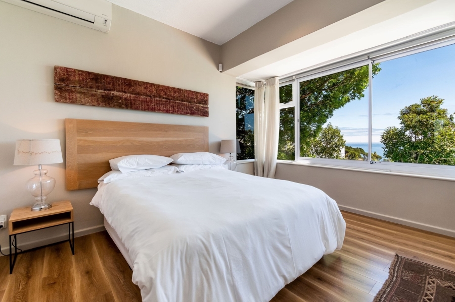 5 Bedroom Property for Sale in Camps Bay Western Cape